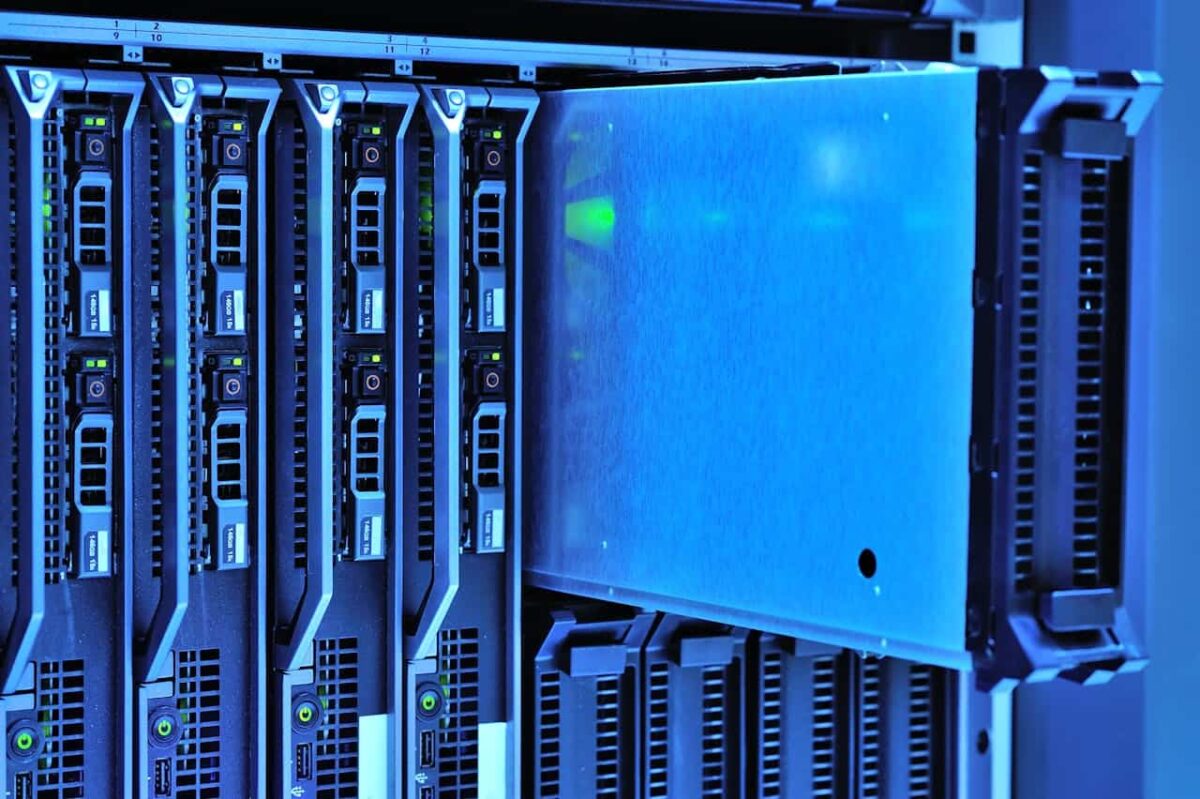 Kiến trúc nguồn 800 VDC tiên tiến cho các nhà máy AI