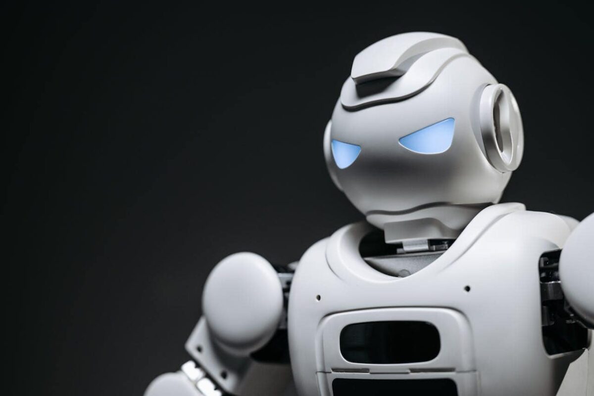 GenAI và Robotics nâng tầm AI trên thiết bị