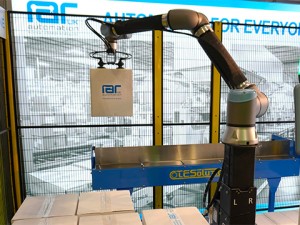 RARUK Automation trình diễn giải pháp cobot xếp pallet