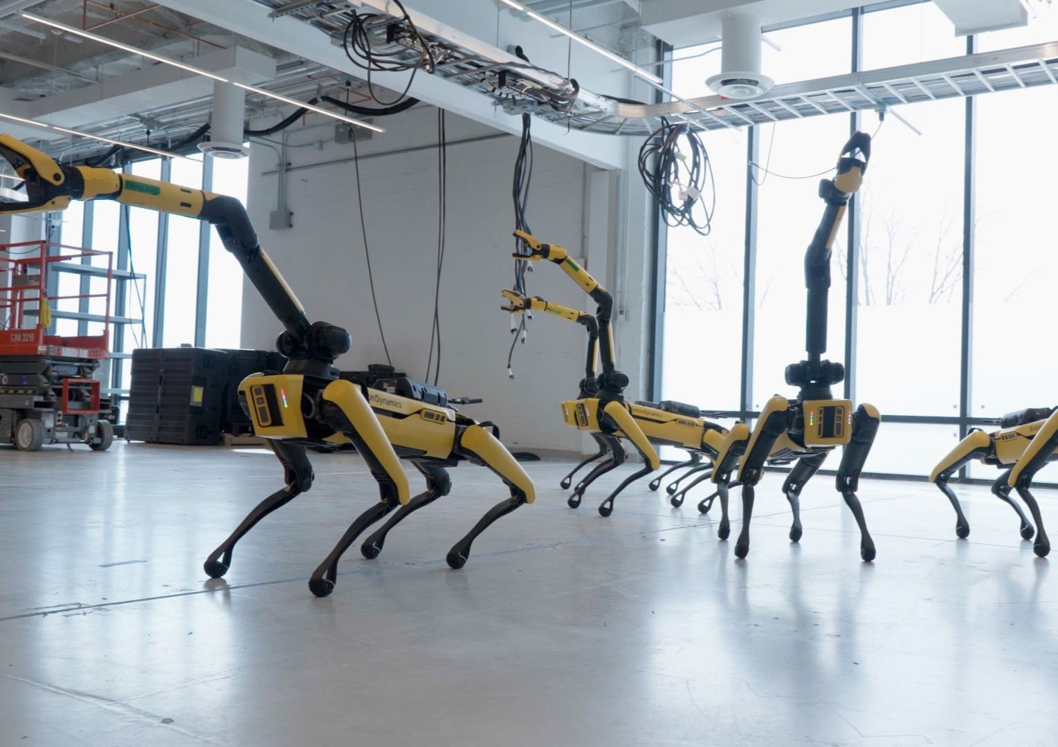 Spot Tỏa Sáng Trên Sân Khấu | Boston Dynamics